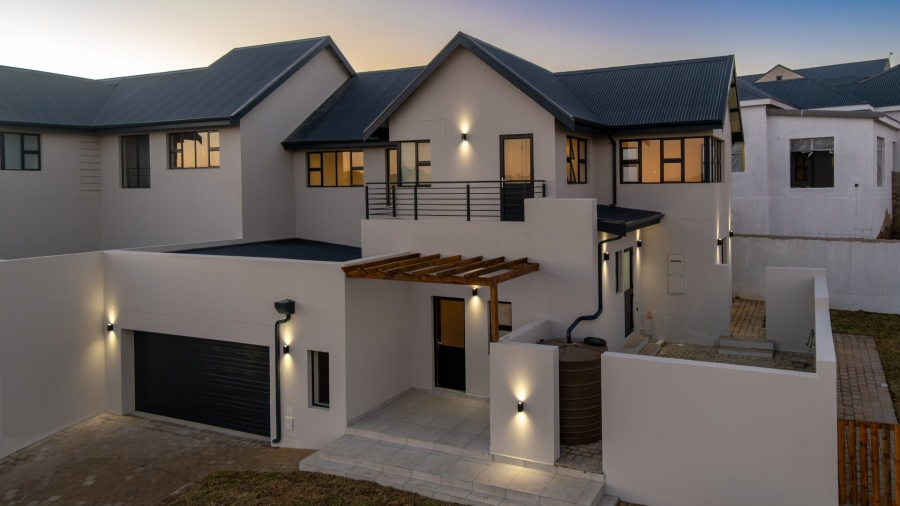 3 Bedroom Property for Sale in Blue Mountain Village Western Cape